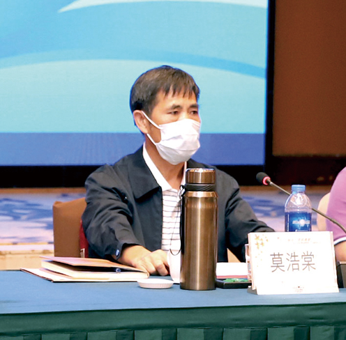 老板單人(1).jpg 老板單人(1).jpg